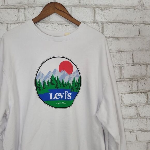 Levis NWOT crew neck sweatshirt - Picture 6 of 14